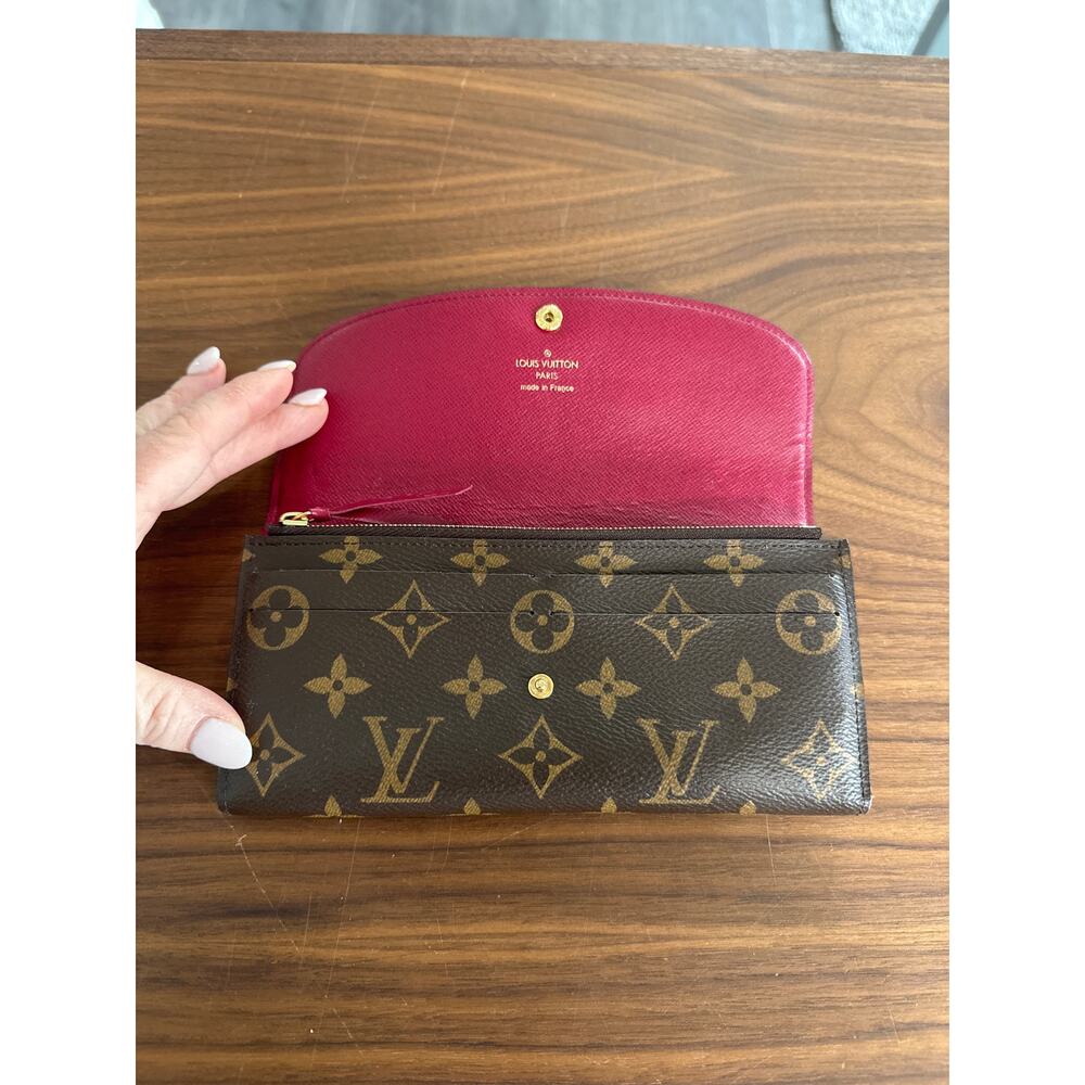 Louis Vuitton Monogram Emilie Wallet - Picture 9 of 15
